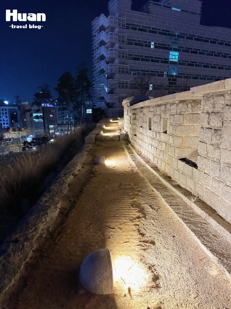 興仁之門公園